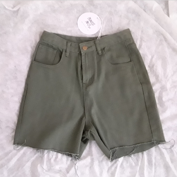 Princess Polly Abel High Waisted Denim Shorts NWT - Picture 4 of 7